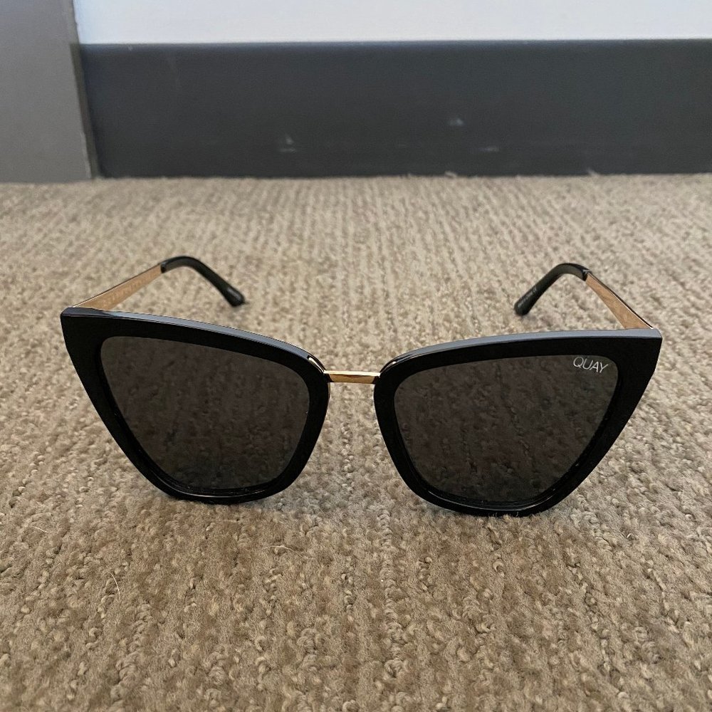 Quay Reina Sunglasses